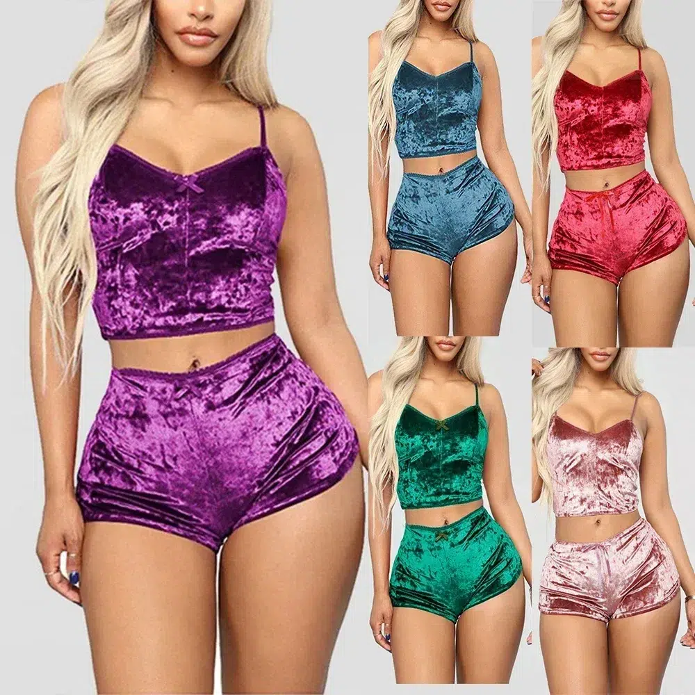 kf-Sdc175a8ac1de4de4bcb570be4a7f533b3 Women's Velvet Pajamas Set - Image 1
